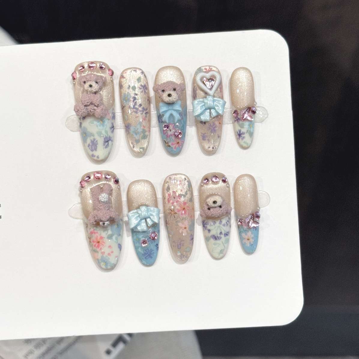 Nail Art Emerald - 10 pièces de décorations d'ongles ovales