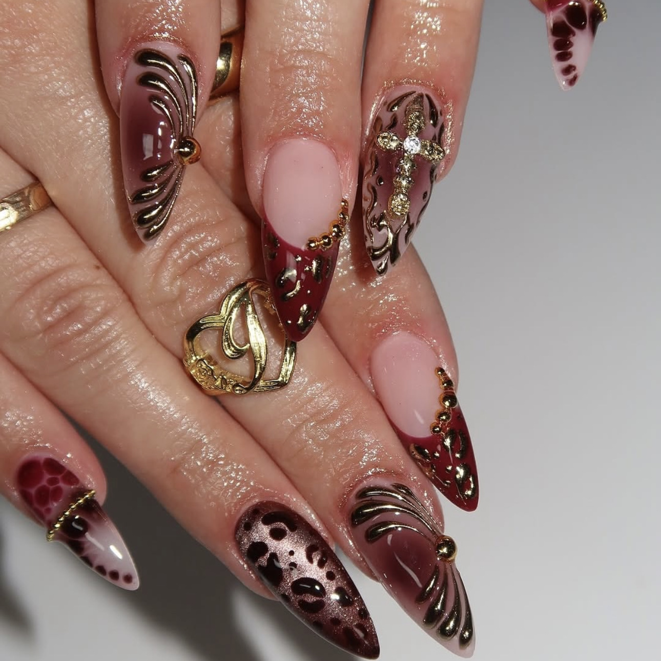 Faux ongles dégradés rouge bor - Nail Art Design avis et prix